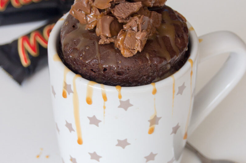 Chocolade mug cake met Mars