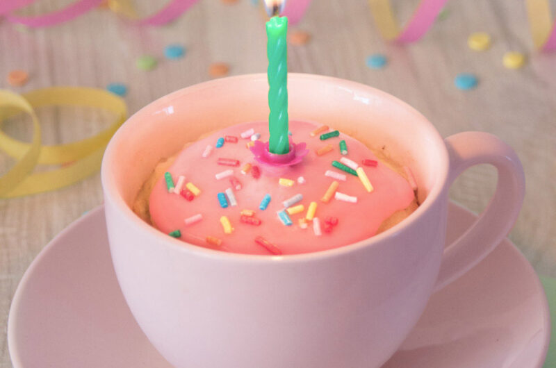Verjaardag mug cake zonder ei